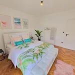 Luminous Apartmán